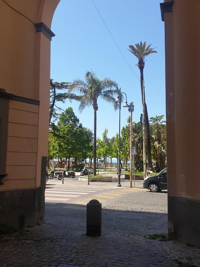 La Residenza Della Fenice Castellammare di Stabia Exteriör bild