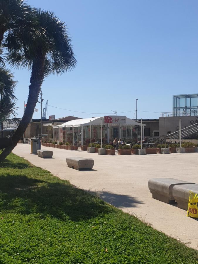 La Residenza Della Fenice Castellammare di Stabia Exteriör bild